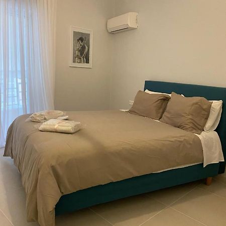 Modern Living In Markopoulo Center Markópoulon Esterno foto