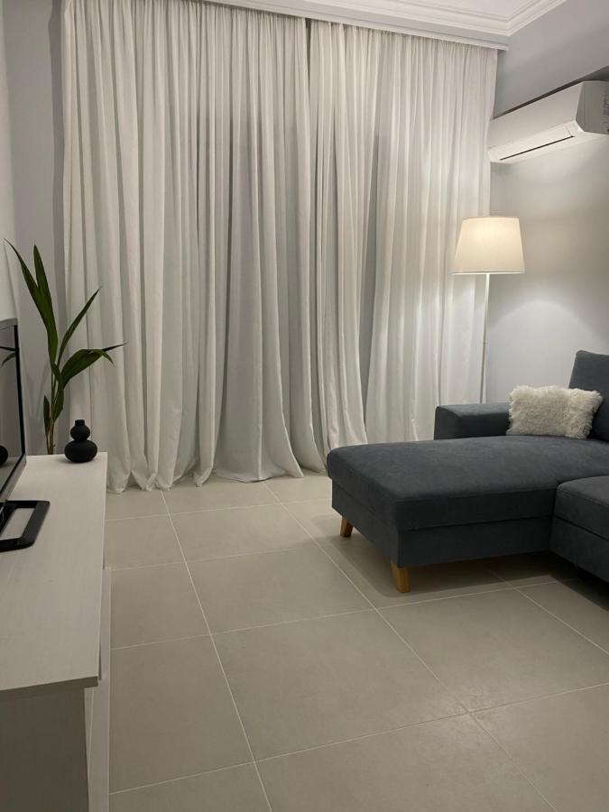 Modern Living In Markopoulo Center Markópoulon Esterno foto
