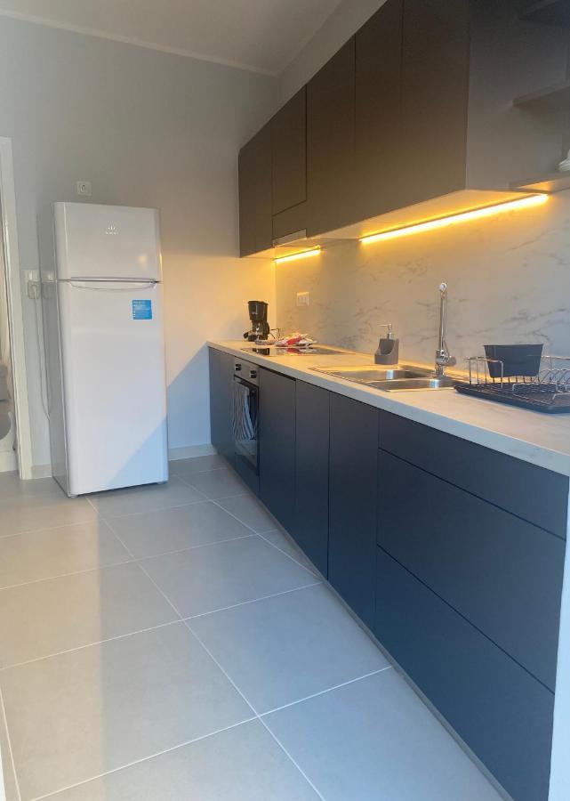 Modern Living In Markopoulo Center Markópoulon Esterno foto